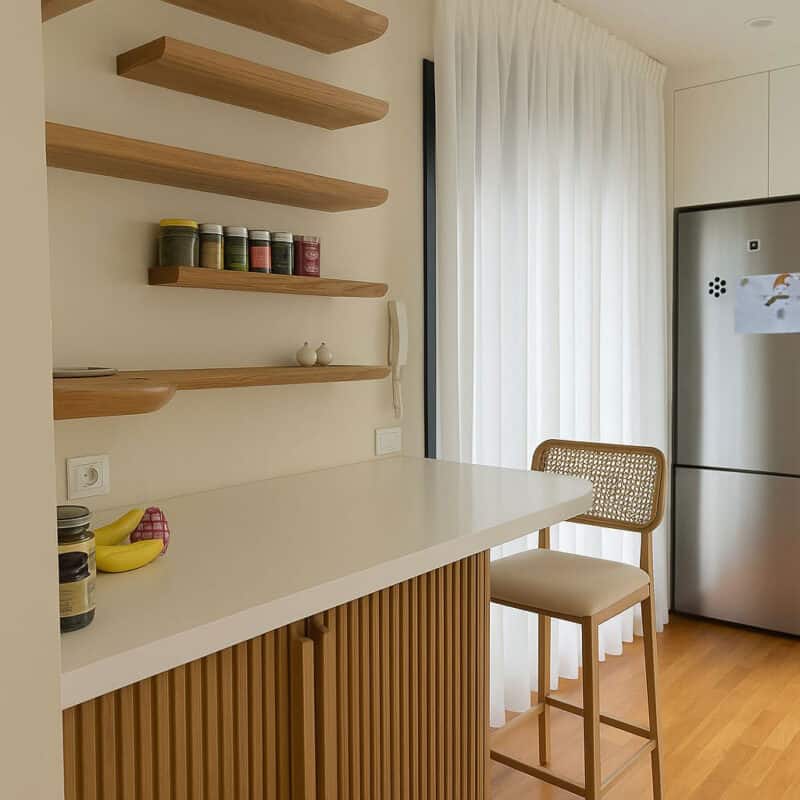 ΚΟΥΖΙΝΑ ΣΤΗΝ ΚΑΛΑΜΑΡΙΑ - Image 2