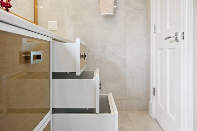 ΕΠΙΠΛΟ ΜΠΑΝΙΟΥ ΒΟΣΤΩΝΗ - Image 4