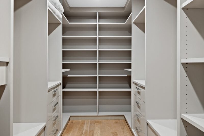 ΒΕΣΤΙΑΡΙΟ - Image 2